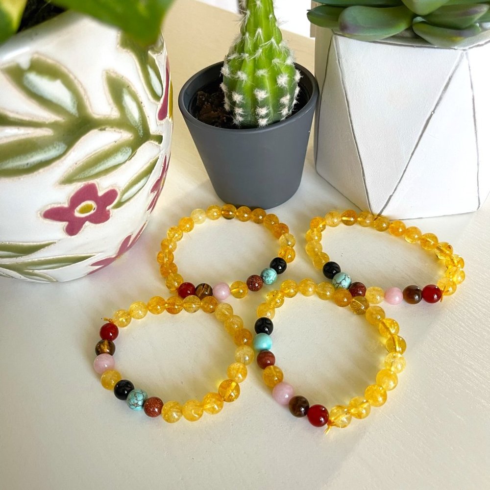 Bracelet Seven Chakra Stones with Topaz